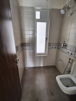 Bathroom in 2.5 BHK Apartment at Marathon Nexzone, New Panvel – for Sale