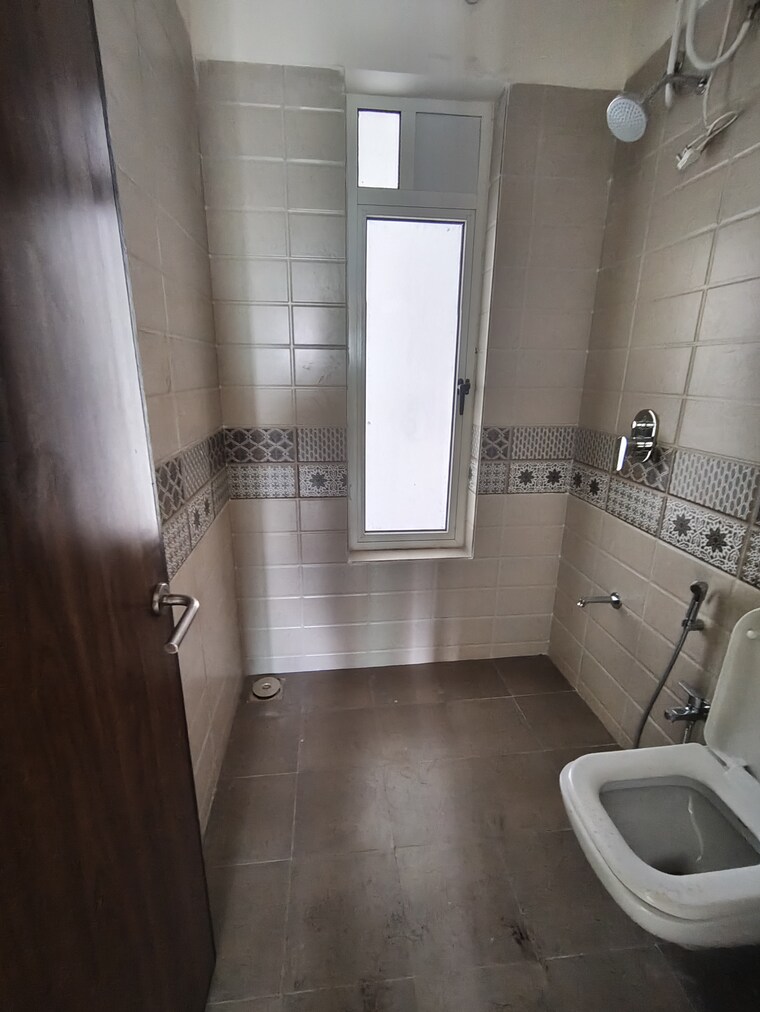 Bathroom, marathon-nexzone 2.5 Bedroom 908 Sq.Ft. Apartment In New Panvel Navi Mumbai 8975337