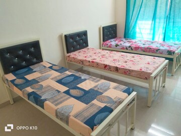 Bedroom in 2 BHK Apartment at China Link Apartment, Malad West – for Rent