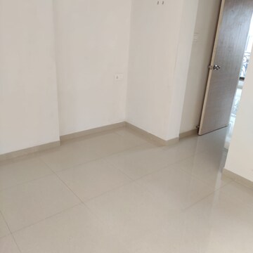 Room in 1 BHK Apartment at The Makwana Om Palace, Malad West – for Rent