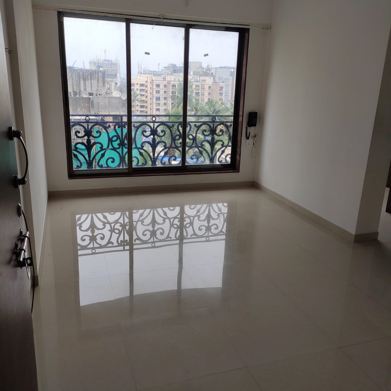 1 BHK + Extra Room Apartment For Rent in The Makwana Om Palace