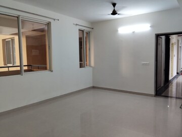 Room in 4 BHK Apartment at Sare Home, Sector 92 – for Rent