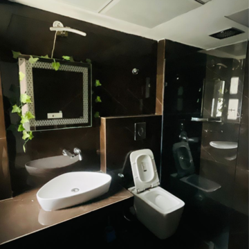 Gym in 3 BHK Apartment at Shalimar Belvedere Court, Malesemau – for Rent