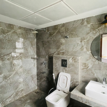 Bathroom in 3 BHK Apartment at Shalimar Belvedere Court, Malesemau – for Rent