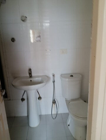 Bathroom in 2 BHK Apartment at Supertech Cape Town, Sector 74 – for Rent