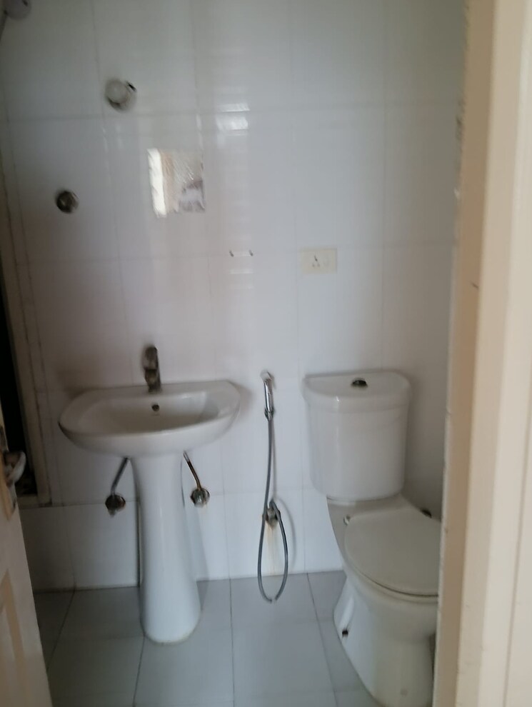 Bathroom, supertech-cape-town 2 Bedroom 1150 Sq.Ft. Apartment In Sector 74 Noida 8975391