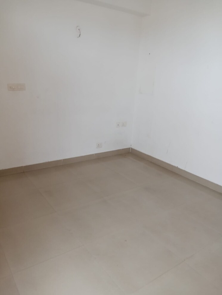 Room, supertech-cape-town 2 Bedroom 1150 Sq.Ft. Apartment In Sector 74 Noida 8975391