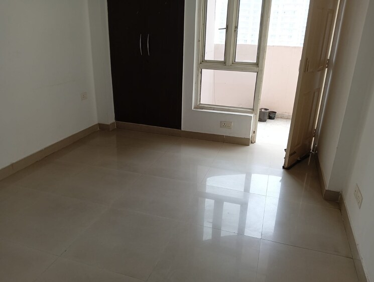 Room, supertech-cape-town 2 Bedroom 1150 Sq.Ft. Apartment In Sector 74 Noida 8975391
