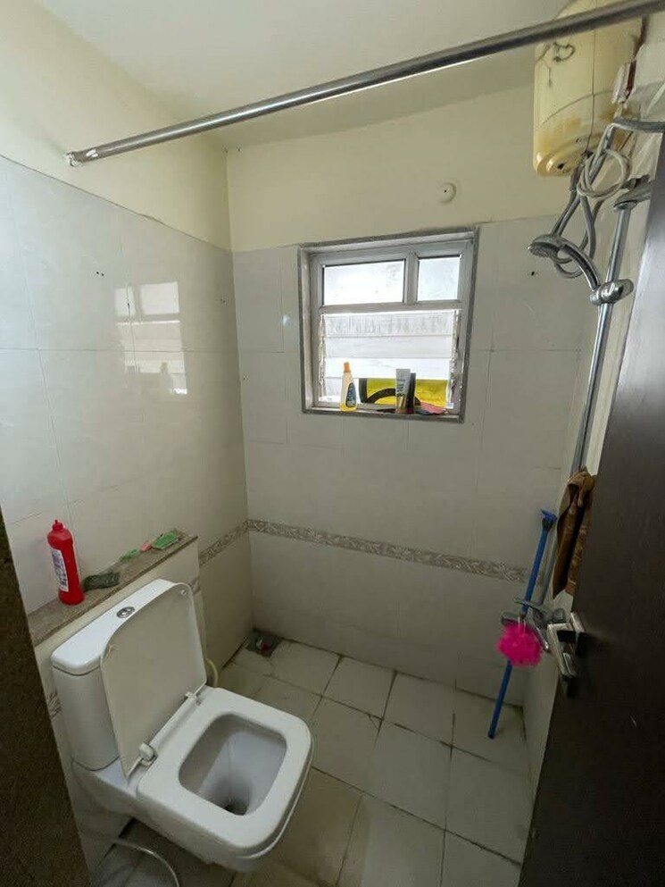 Bathroom, rohan-mithila 2 Bedroom 1360 Sq.Ft. Apartment In Viman Nagar Pune 8975394