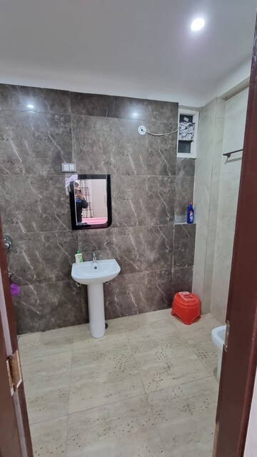 Washroom in 3.5 BHK Apartment at 3C Lotus Boulevard, Sector 100 – for Rent