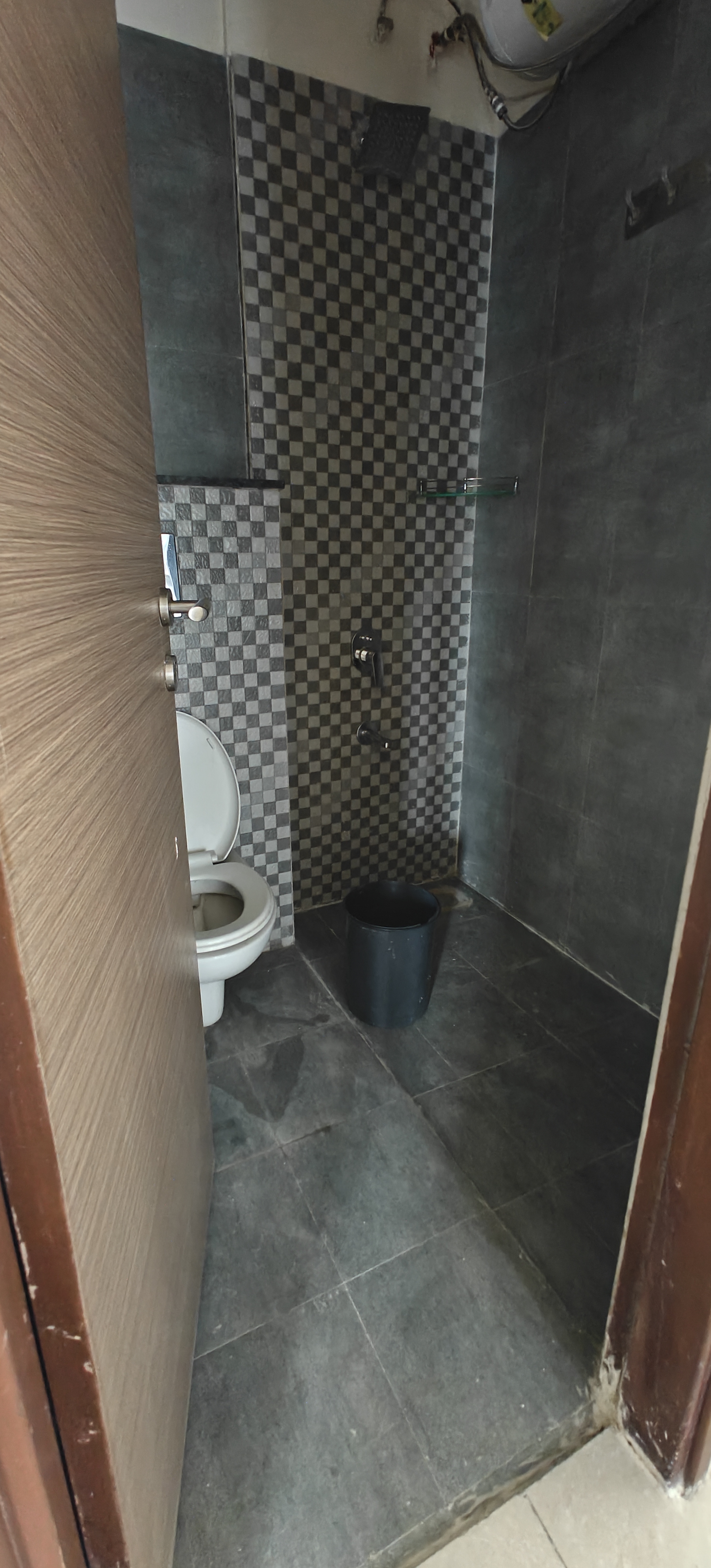 2 BHK Apartment For Rent in The Wadhwa Promenade