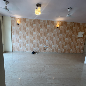 Bathroom in 3 BHK Apartment at Omaxe The Palace, Sushant Golf City – for Rent