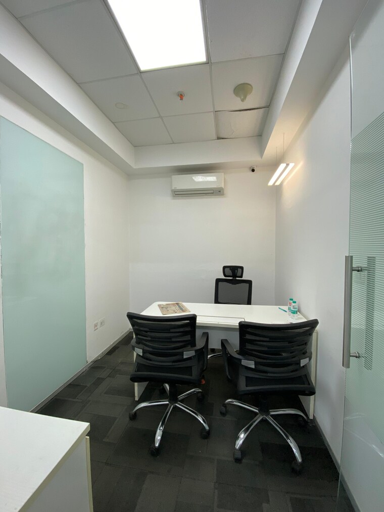 Team Area, metro-avenue-andheri-east Commercial Office Space 3500 Sq.Ft. In Andheri East Mumbai 8975437