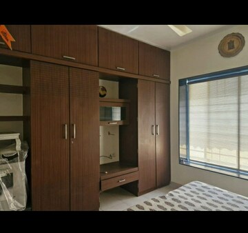 Room in 2 BHK Apartment at Solitaire Apartment, Dhanori – for Rent