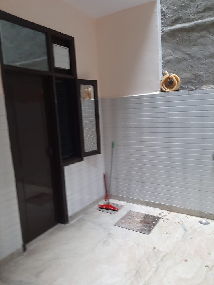 Bathroom, sector 47 1 Bedroom 750 Sq.Ft. Builder Floor In Sector 47 Gurgaon 8975455