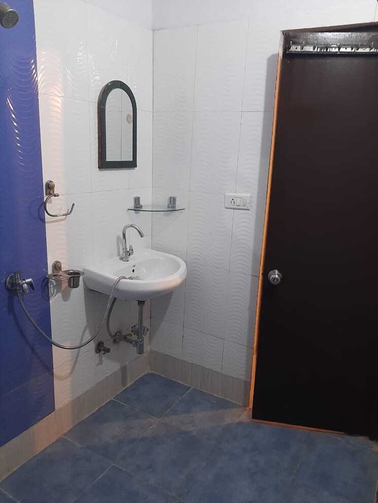 Bathroom, sector 47 1 Bedroom 750 Sq.Ft. Builder Floor In Sector 47 Gurgaon 8975455