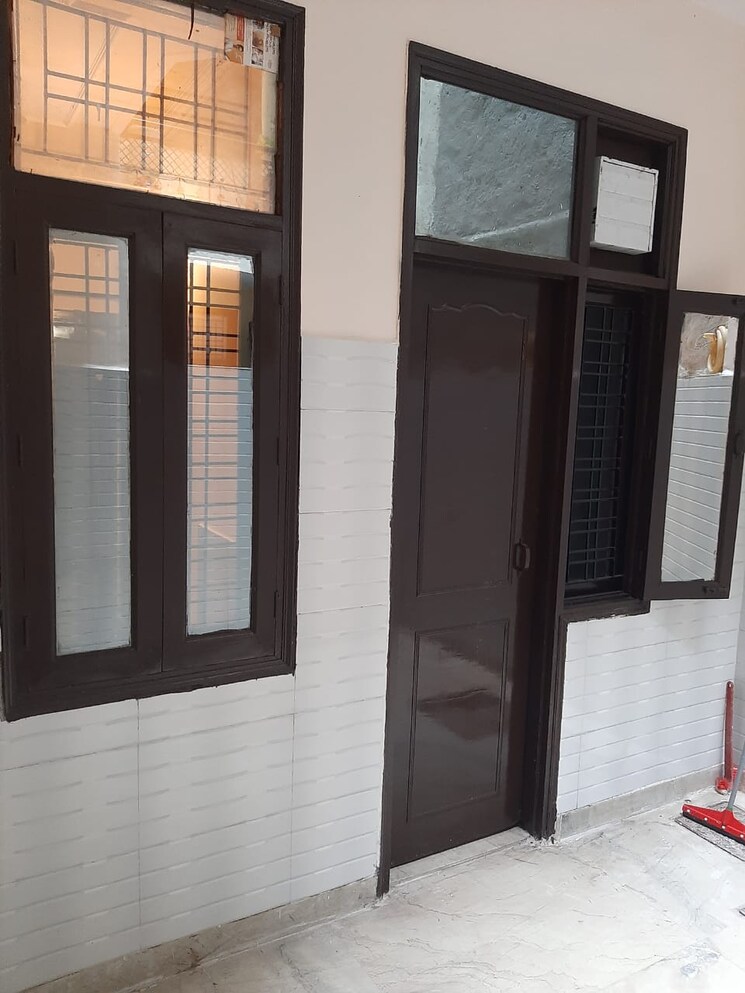 Room, sector 47 1 Bedroom 750 Sq.Ft. Builder Floor In Sector 47 Gurgaon 8975455