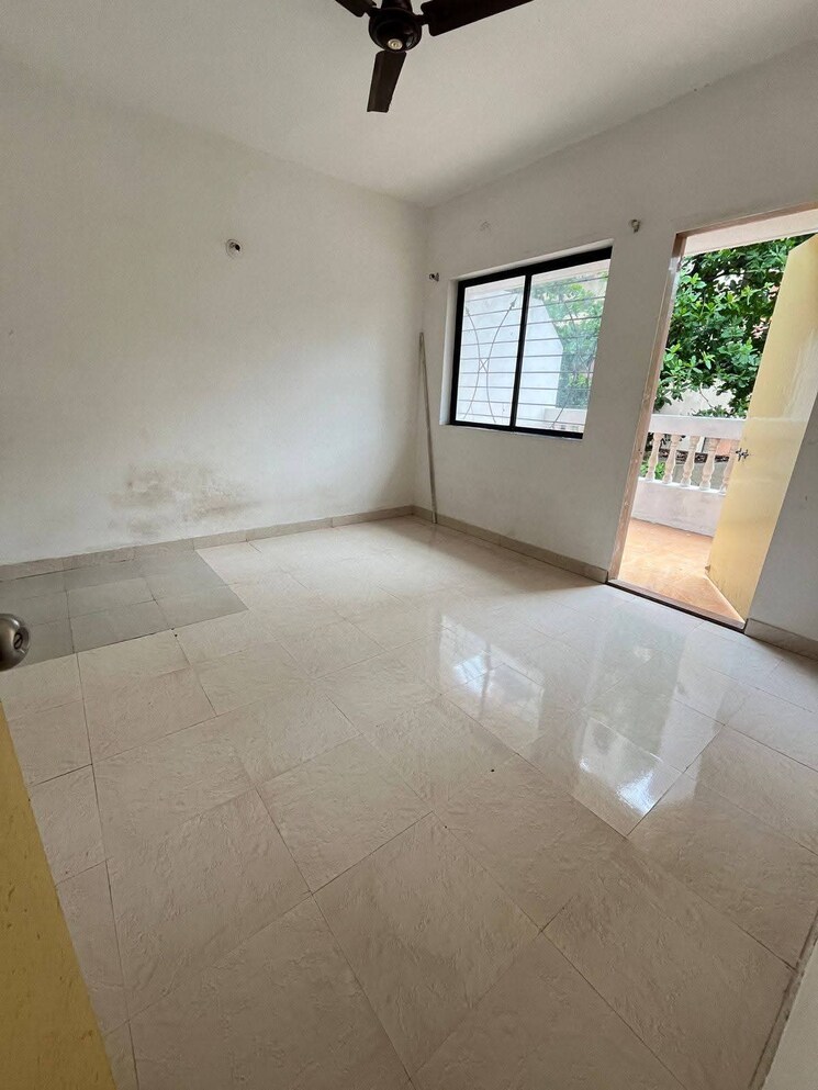 Living Room, spring-dales 1 Bedroom 700 Sq.Ft. Apartment In Kharadi Pune 8975461