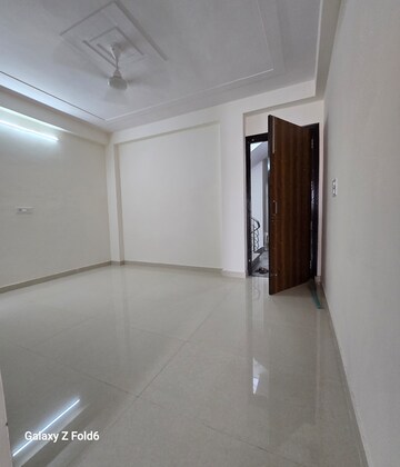 Furnished Amenities in 1 BHK Builder Floor at Palm Residency Chhatarpur, Chattarpur – for Rent