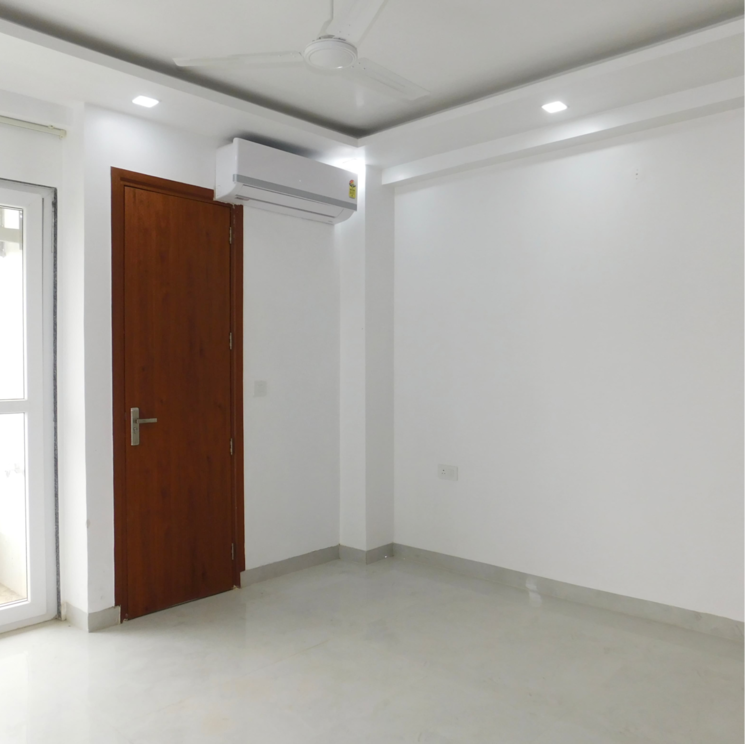 Room, vasant kunj 4 Bedroom 3000 Sq.Ft. Builder Floor In Vasant Kunj Delhi 8975463