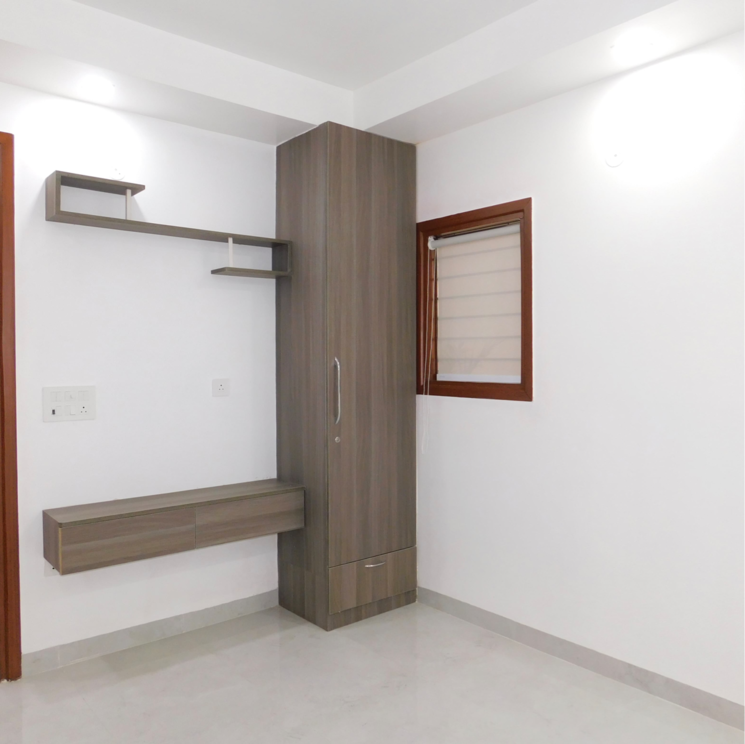 Room, vasant kunj 4 Bedroom 3000 Sq.Ft. Builder Floor In Vasant Kunj Delhi 8975463