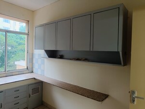 Kitchen in 3 BHK Apartment at DLF Oakwood Estate, Dlf Phase ii – for Sale