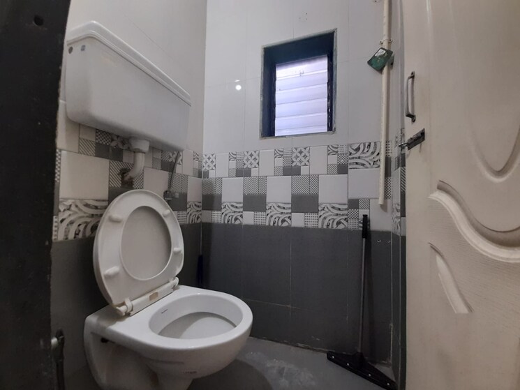 Bathroom, goregaon west 1 Bedroom 482 Sq.Ft. Apartment In Goregaon West Mumbai 8975468
