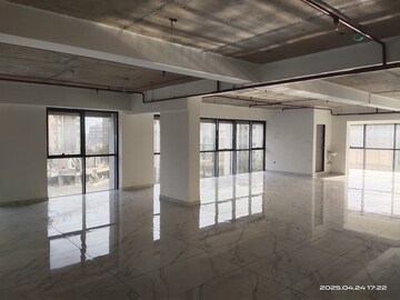  Office Space For Rent in Gayatri Heights, Andheri East
