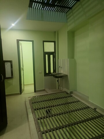 Bedroom in 3 BHK Independent House at Sector 31 – for Rent