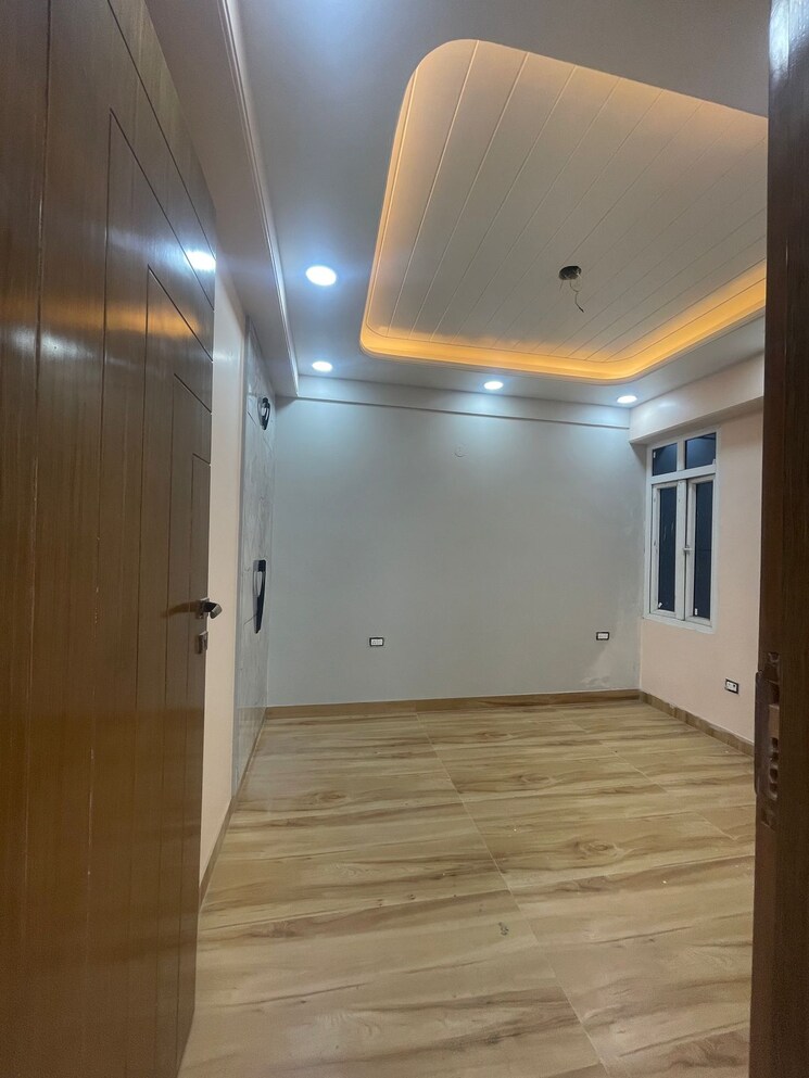 Room, gaur-city-2-14th-avenue 2 Bedroom 955 Sq.Ft. Apartment In Sector 16c Greater Noida Greater Noida 8975499