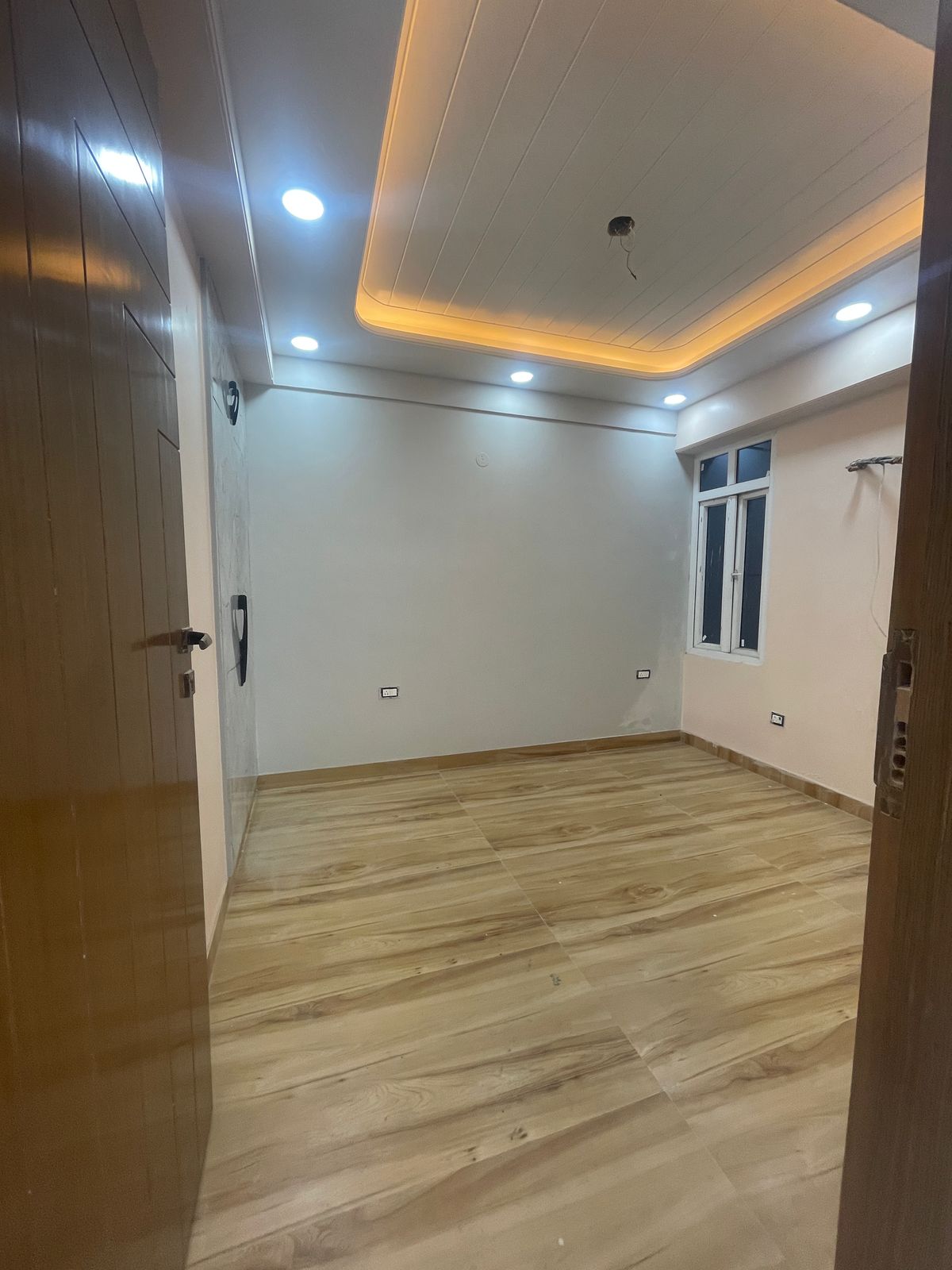 2 BHK Apartment For Rent in Gaur City 2 - 14th Avenue