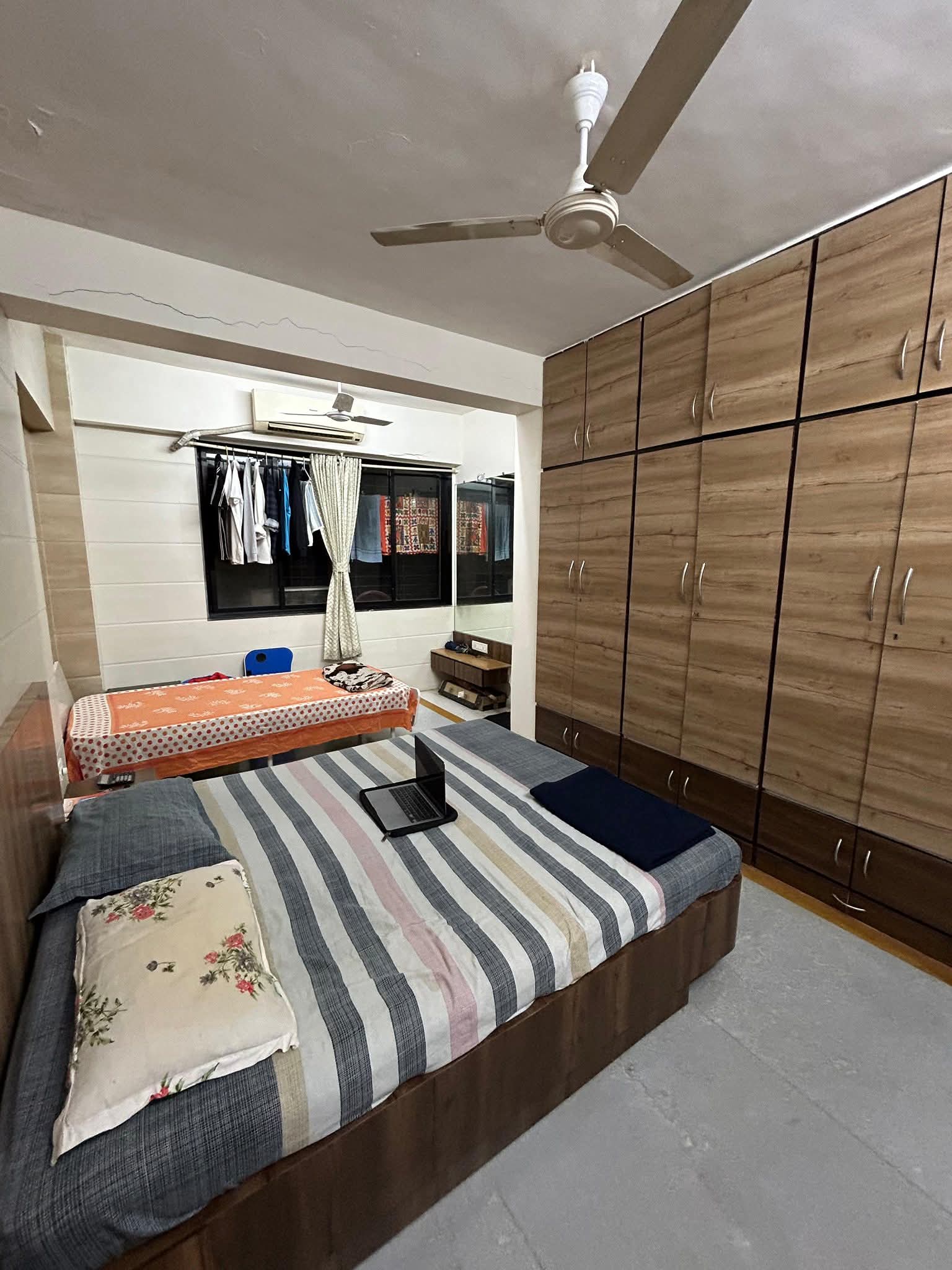 1 BHK Apartment For Rent in Pooja Building