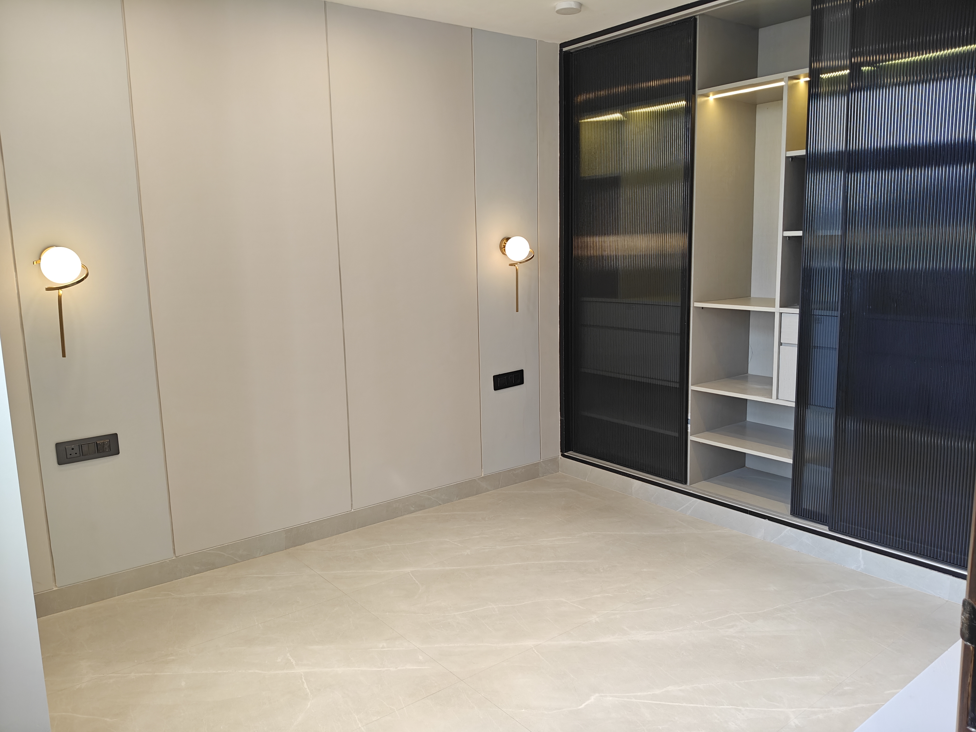 3 BHK Apartment For Rent in Vidyut CGHS