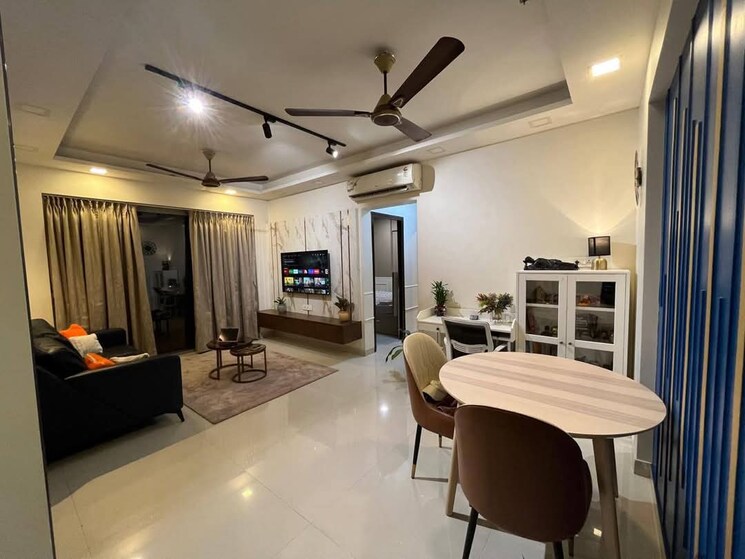 Team Area, mittal-phoenix-towers 3 Bedroom 1100 Sq.Ft. Apartment In Lower Parel Mumbai 8975547