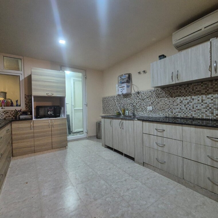 Bedroom, mi-rustle-court 3 Bedroom 2350 Sq.Ft. Apartment In Malesemau Lucknow 8975555