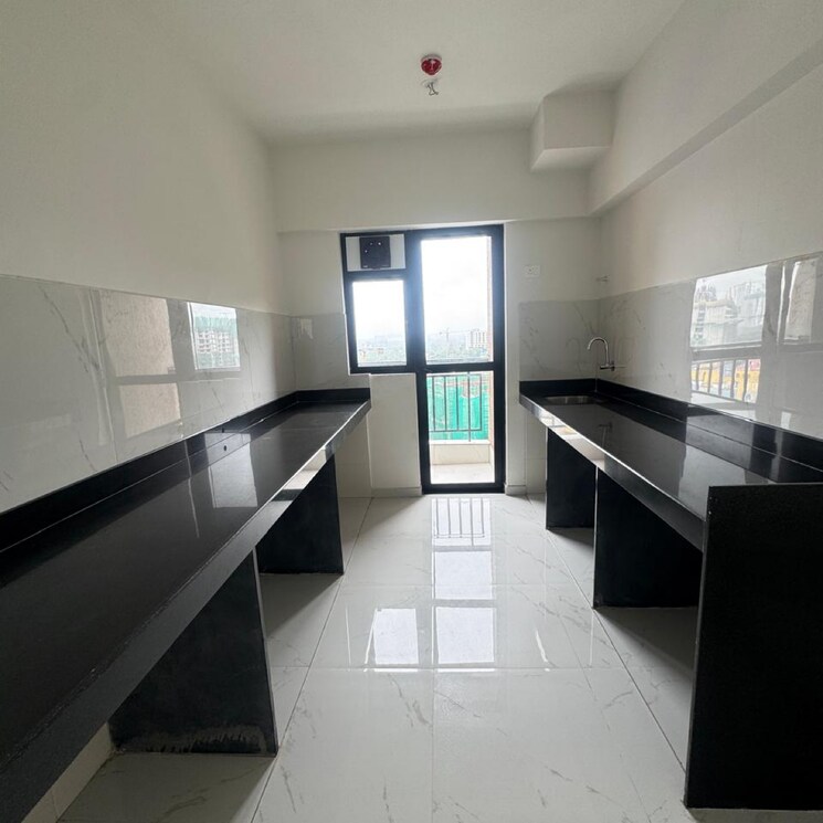 Kitchen, runwal-gardens-phase-2 3 Bedroom 904 Sq.Ft. Apartment In Kalyan Shilphata Road Thane 8975571
