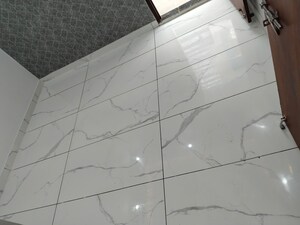  2 BHK Builder Floor at Surya Apartments Govindpuram, Govindpuram – for Sale