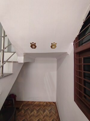 3.5 BHK Independent House For Sale in Surya Apartments Govindpuram, Govindpuram