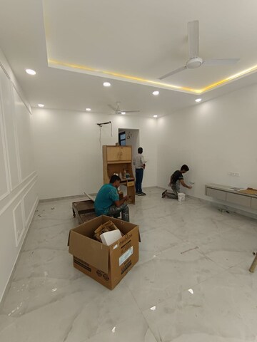 Living Room in 3 BHK Apartment at Jahaz Apartments, Paschim Vihar – for Rent