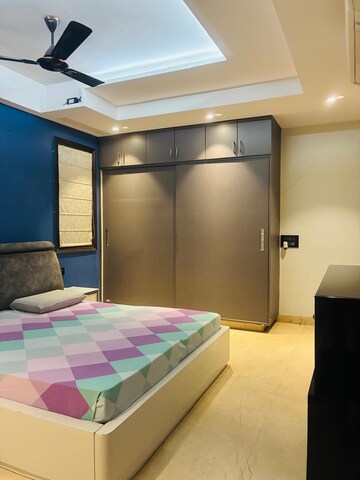 3 BHK Apartment For Rent in Navbharat Apartments, Paschim Vihar