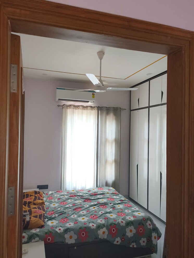 Bedroom, sector 22 3 Bedroom 3000 Sq.Ft. Builder Floor In Sector 22 Chandigarh 8975617