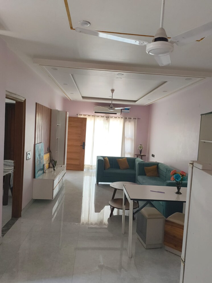 Living Room, sector 22 3 Bedroom 3000 Sq.Ft. Builder Floor In Sector 22 Chandigarh 8975617
