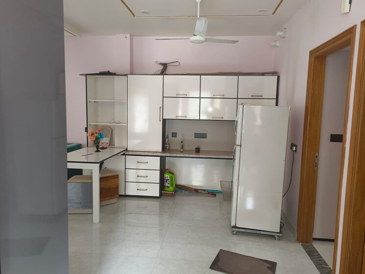 Kitchen, sector 22 3 Bedroom 3000 Sq.Ft. Builder Floor In Sector 22 Chandigarh 8975617