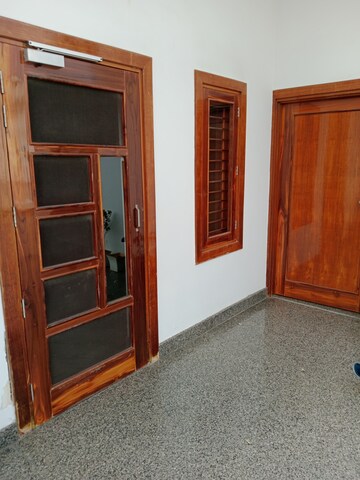Room in 2 BHK Builder Floor at Huda – for Rent