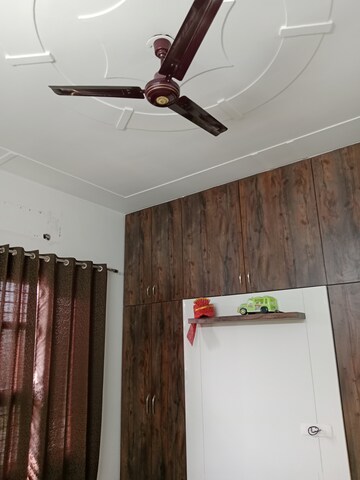 Furnished Amenities in 2 BHK Builder Floor at Huda – for Rent