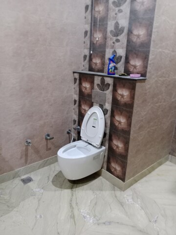Furnished Amenities in 2 BHK Builder Floor at Huda – for Rent