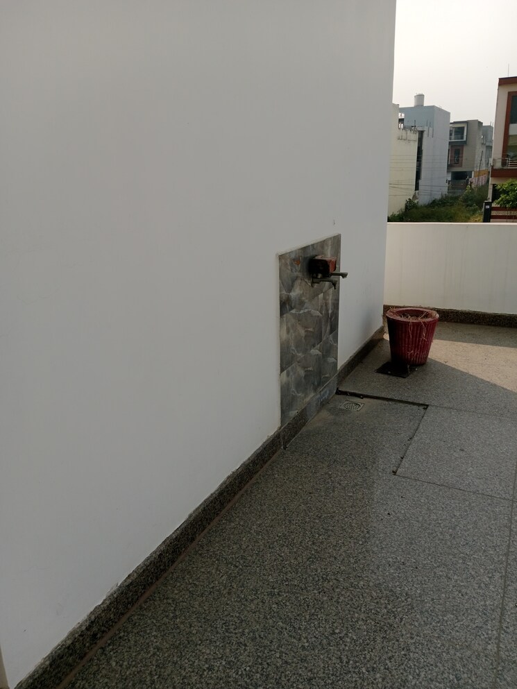 Terrace, huda 2 Bedroom 988 Sq.Ft. Builder Floor In Huda Panipat 8975640