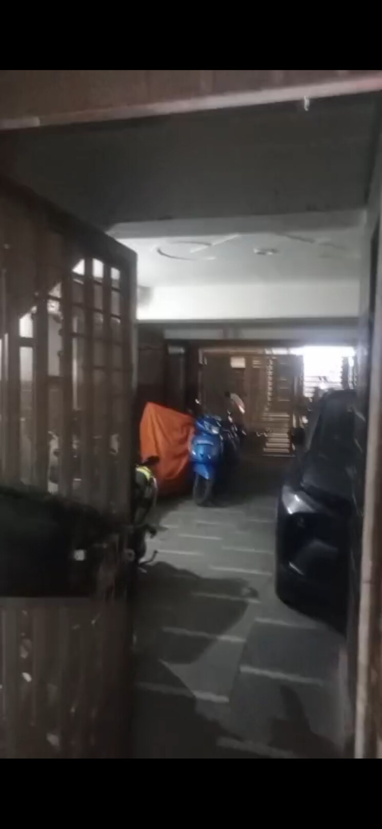  Parking, uttam nagar 2.5 Bedroom 55 Sq.Yd. Builder Floor In Uttam Nagar Delhi 8975679