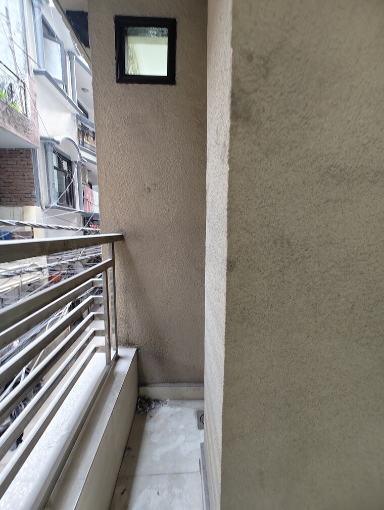 Balcony, govindpuri 2 Bedroom 600 Sq.Ft. Builder Floor In Govindpuri Delhi 8975712