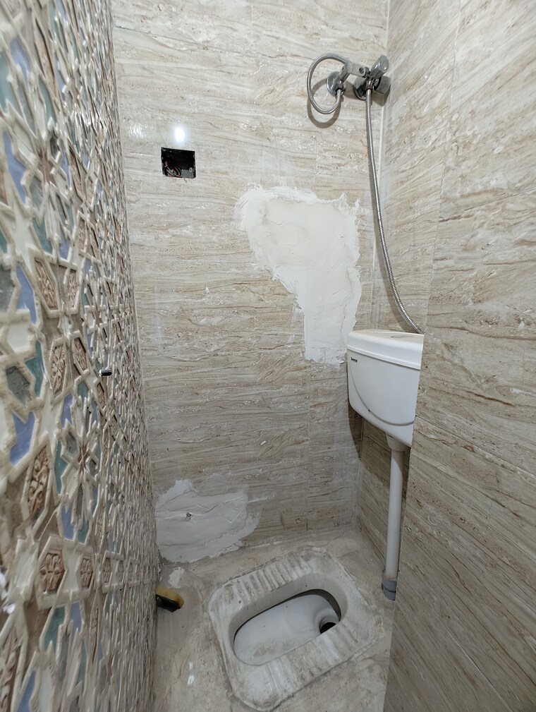 Bathroom, govindpuri 2 Bedroom 600 Sq.Ft. Builder Floor In Govindpuri Delhi 8975712